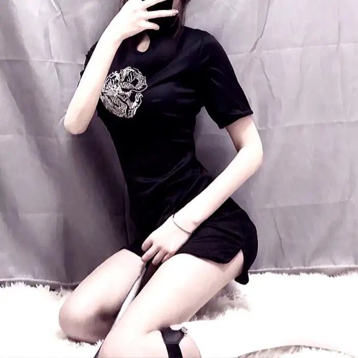 雨夜闪灵